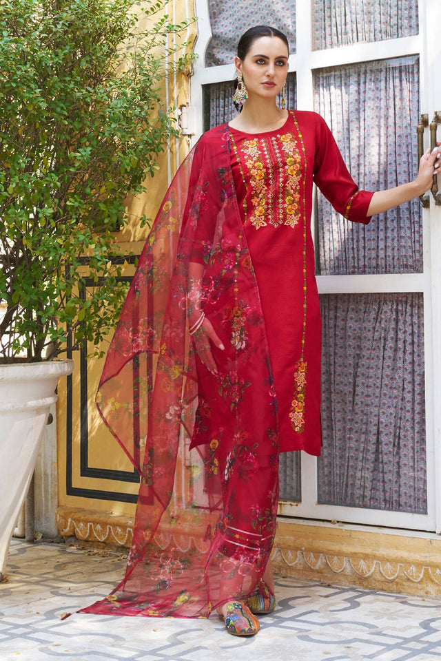 Maroon Floral Embroidered Rayon Kurti Pant Set (ACA5560)