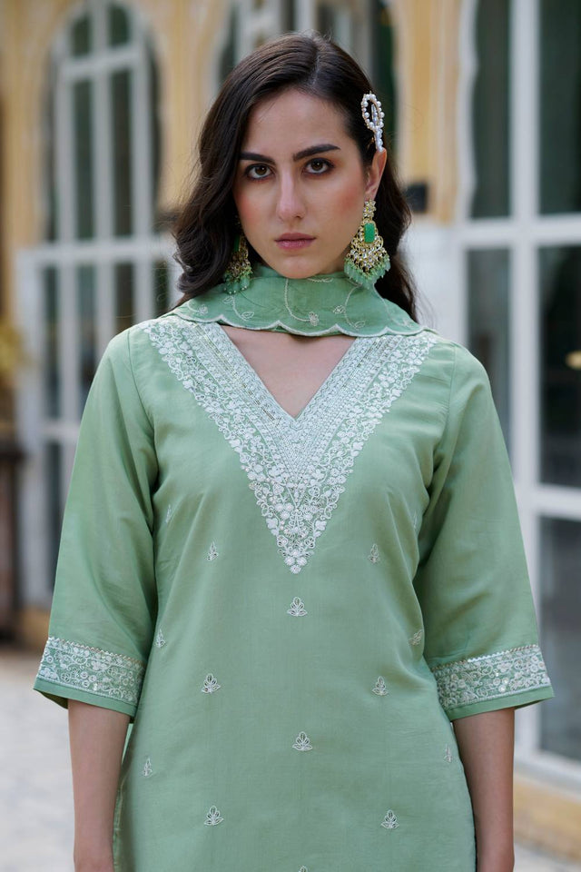 Pista Floral Embroidered Silk Blend Kurti Pant Set (ACA5564)