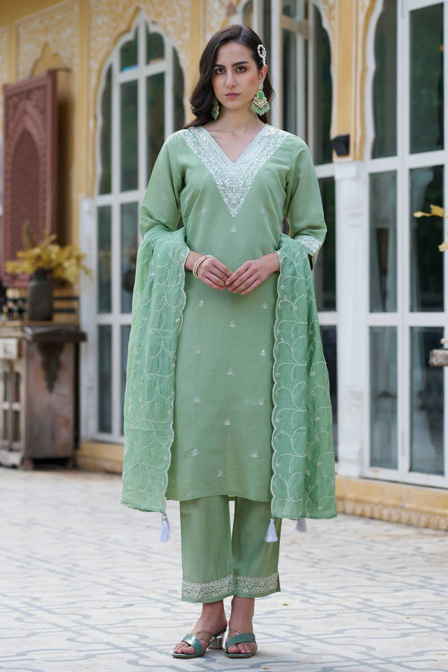 Pista Floral Embroidered Silk Blend Kurti Pant Set (ACA5564)