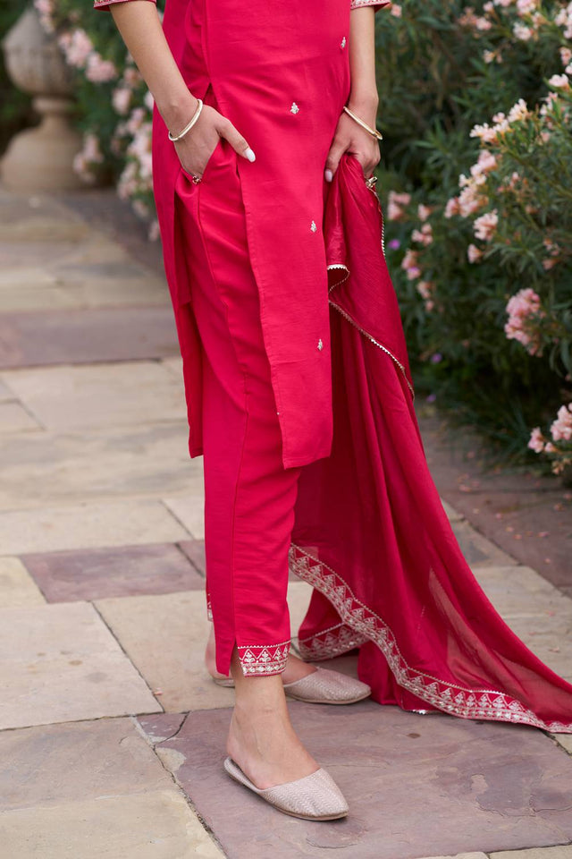Pink Floral Embroidered Silk Blend Kurti Pant Set (ACA5567)