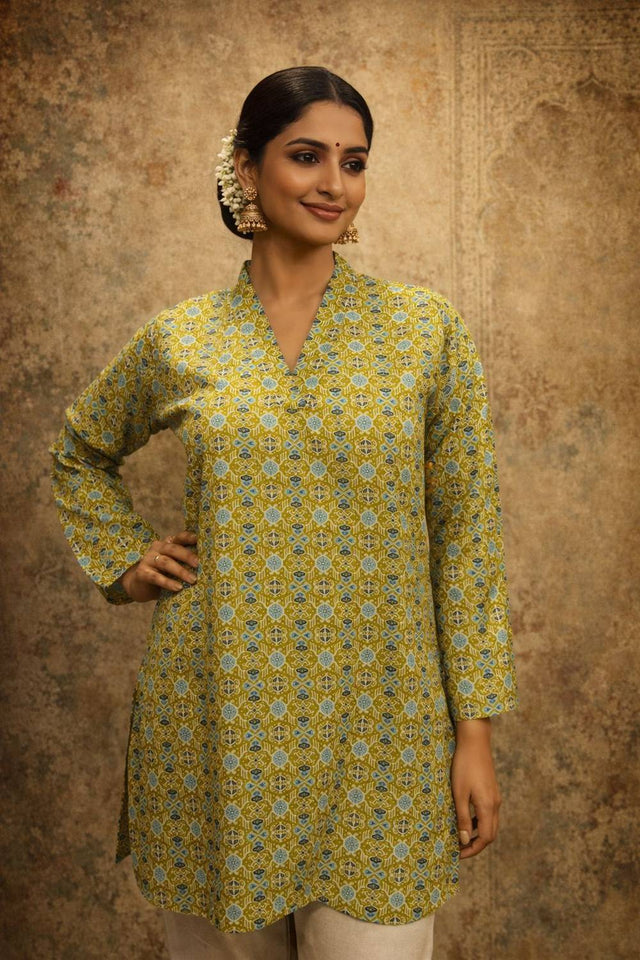 Green Printed Muslin Short Kurtis (ACA5582)