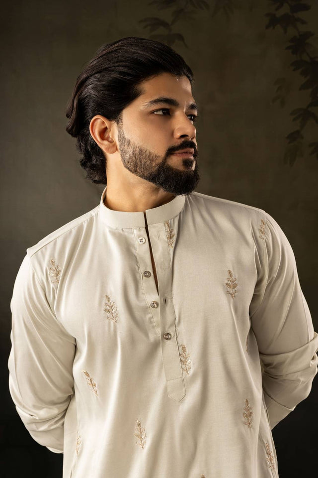 Mens Green Embroidered Rayon Kurta Set (ACA5591)