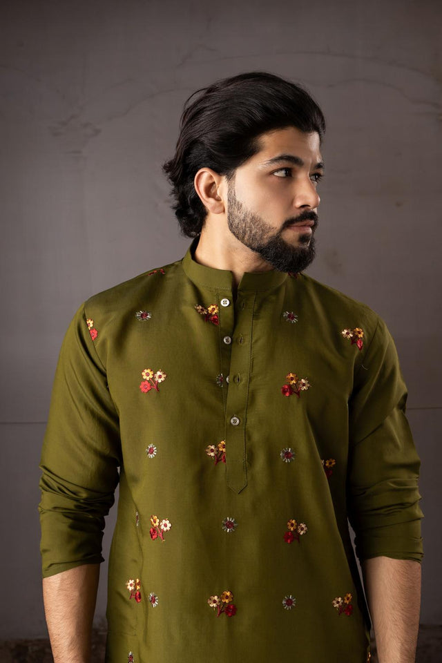 Men's Mehendi Floral Embroidered Silk Kurta Set (ACA5605)