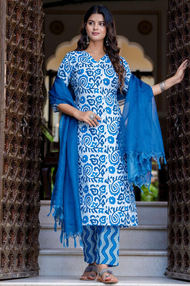 Blue Floral Printed Cotton Blend Kurti Pant Set (ACA6117)