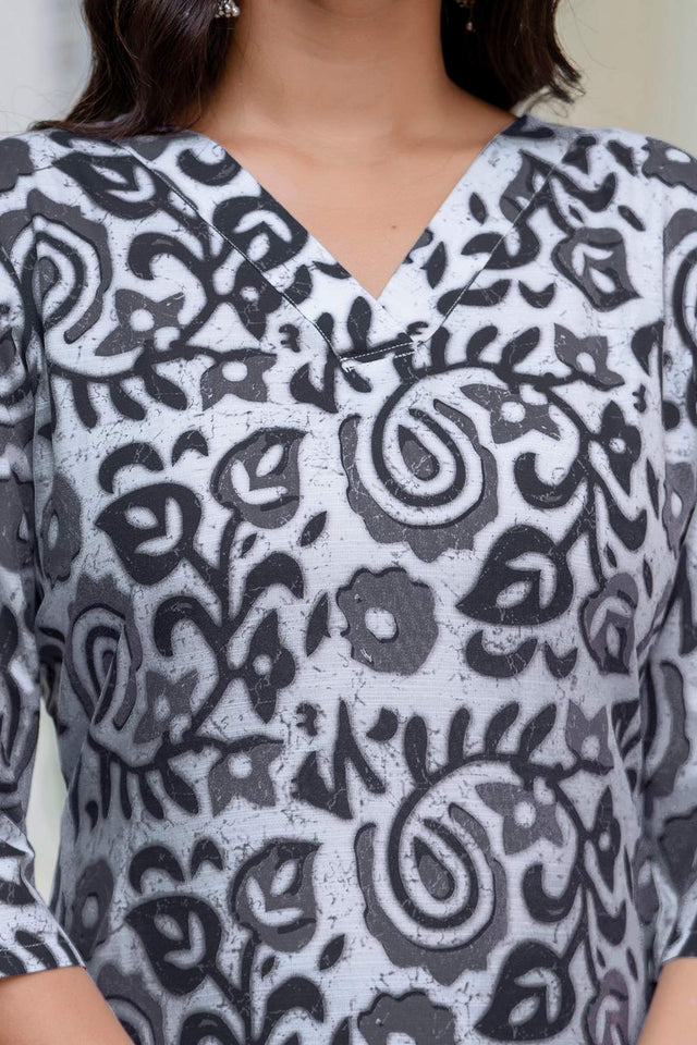 Black Floral Printed Cotton Blend Kurti Pant Set (ACA6118)