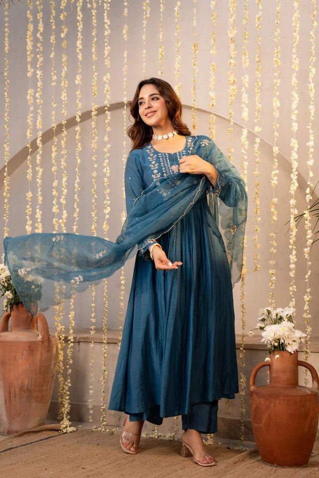 Turquoise Floral Embroidered Chanderi Anarkali Suits (ACA6159)