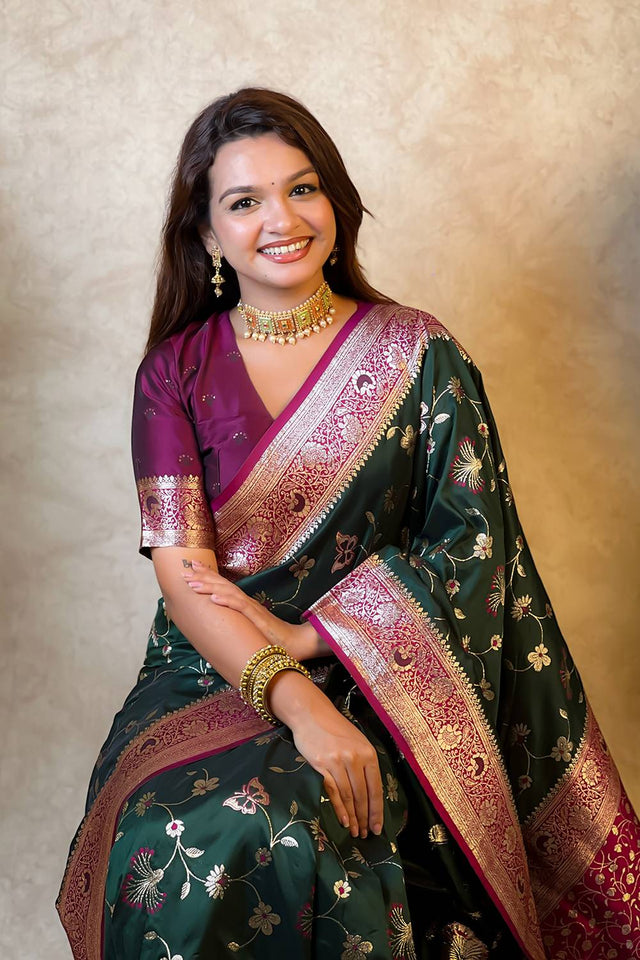 Green Woven Banarasi Silk Saree (ACA6202)