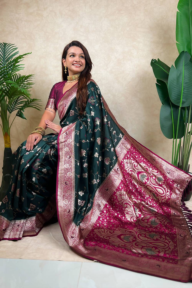 Green Woven Banarasi Silk Saree (ACA6202)