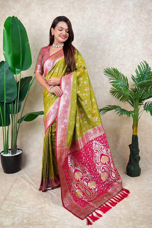 Mehendi Woven Banarasi Silk Saree (ACA6204)