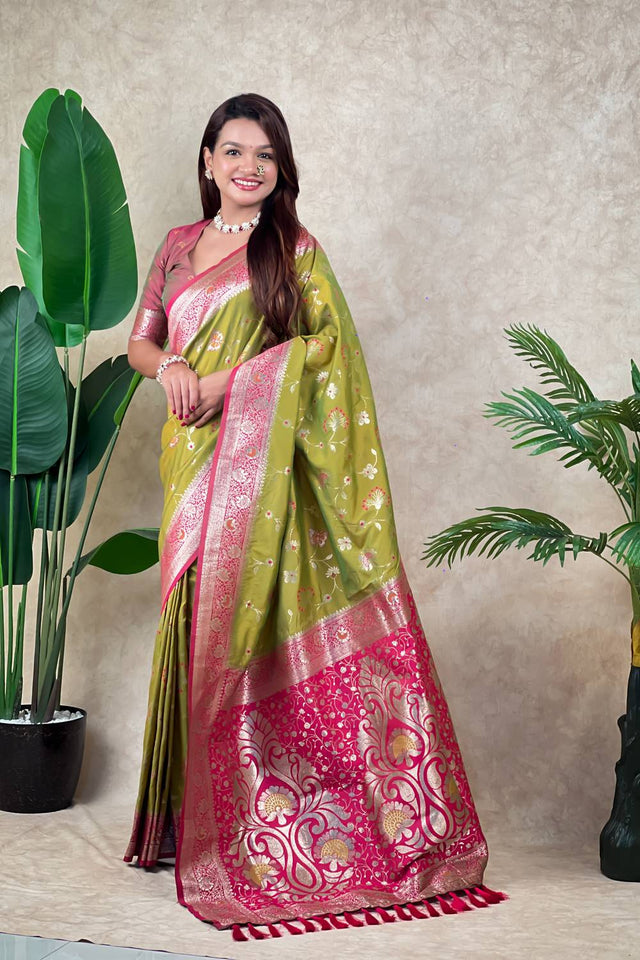 Mehendi Woven Banarasi Silk Saree (ACA6204)