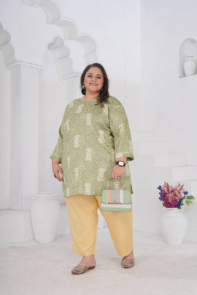 Pista Floral Printed Rayon Short Kurtis (ACA6251)