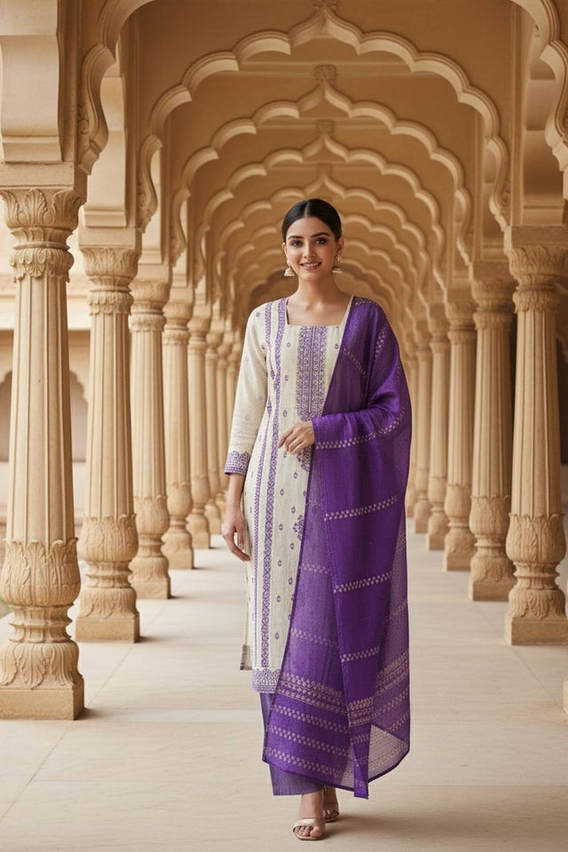 Off White Embroidered Jacquard Kurti Pant Set (ACA6293)