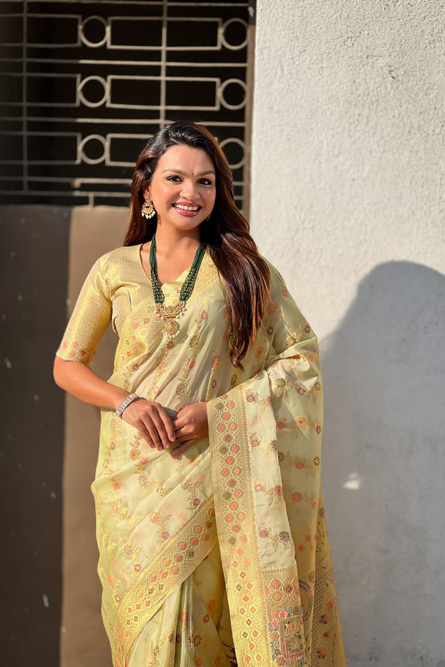Green Floral Woven Silk Saree (ACA6757)