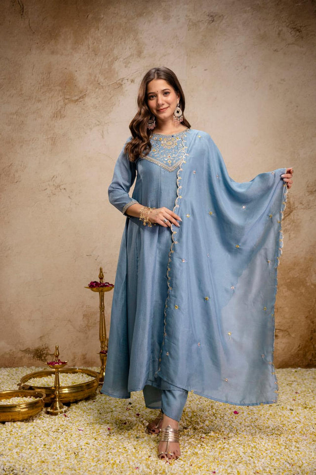 Blue Floral Embroidered Silk Anarkali Suits (ACA6778)