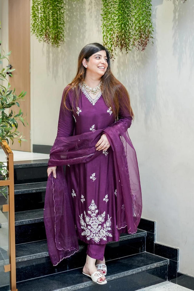 Violet Floral Embroidered Muslin Kurti Pant Set (ACA7030)