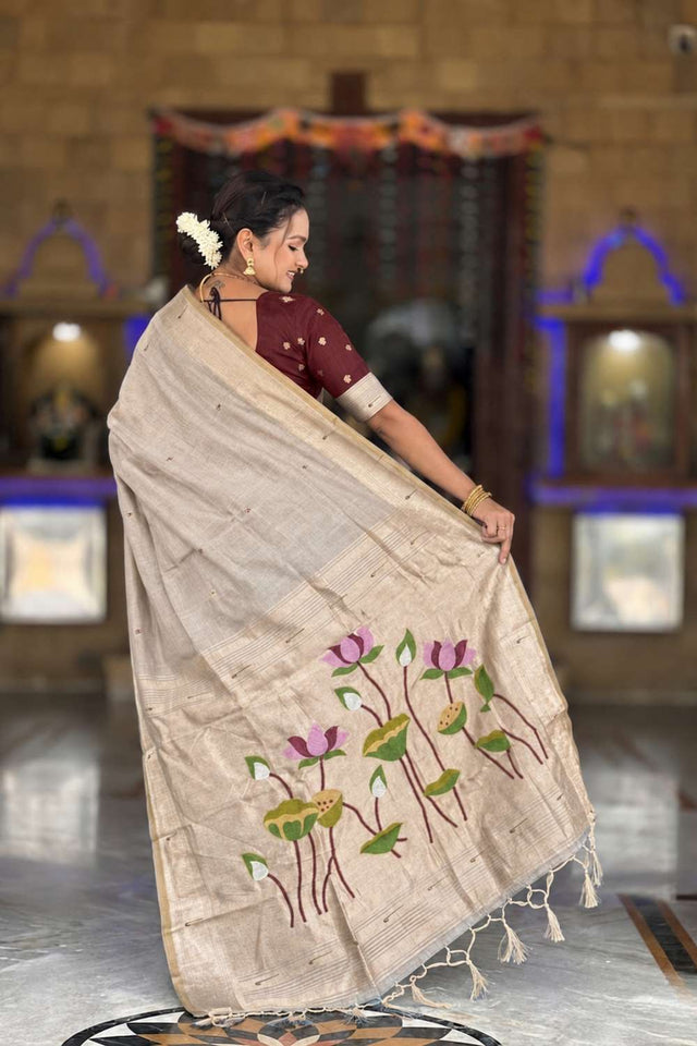 Cream Woven Cotton Blend Saree (ACA8439)