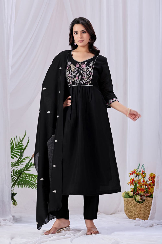 Black Floral Embroidered Cotton Kurti Pant Set (ACA8668)