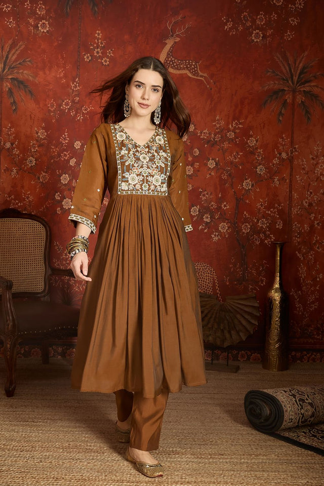 Brown Floral Embroidered Chanderi Kurti Pant Set (ACA9381)