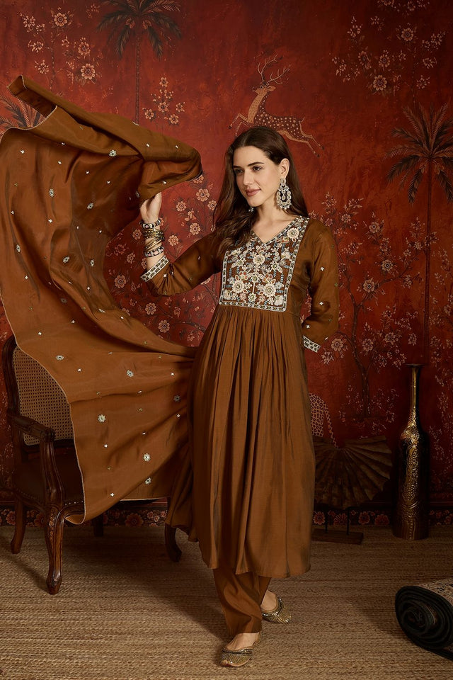 Brown Floral Embroidered Chanderi Kurti Pant Set (ACA9381)