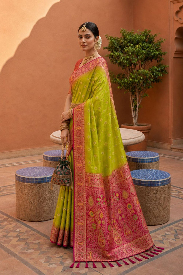 Green Woven Soft Silk Saree (ACB1011)