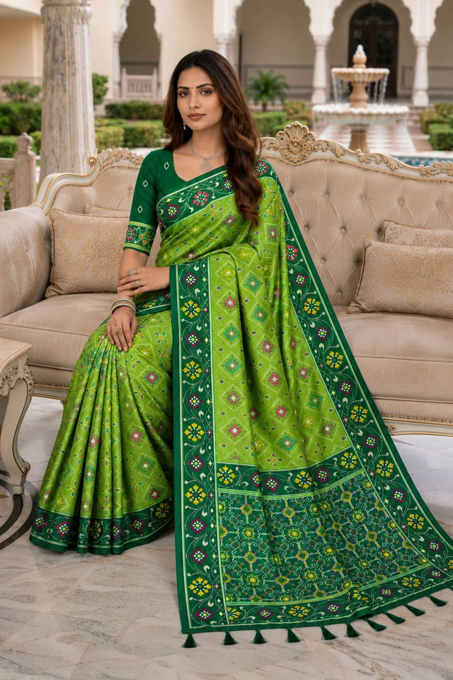 Green Floral Woven Silk Saree (ACB1059)