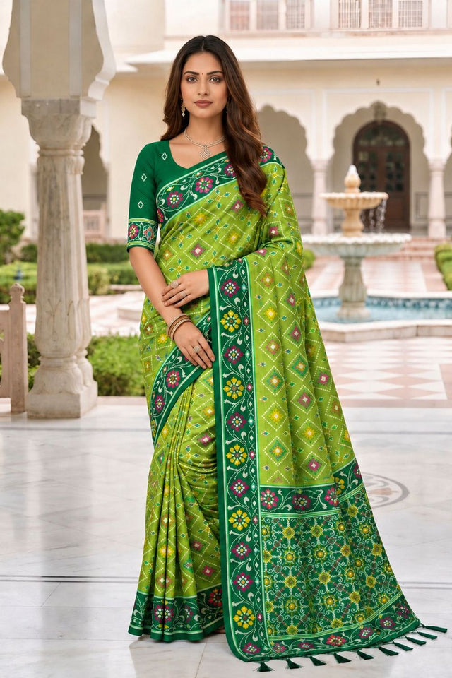 Green Floral Woven Silk Saree (ACB1059)