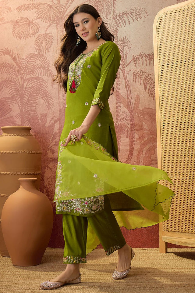 Mehendi Floral Embroidered Rayon Straight Cut Suit (ACB1287)
