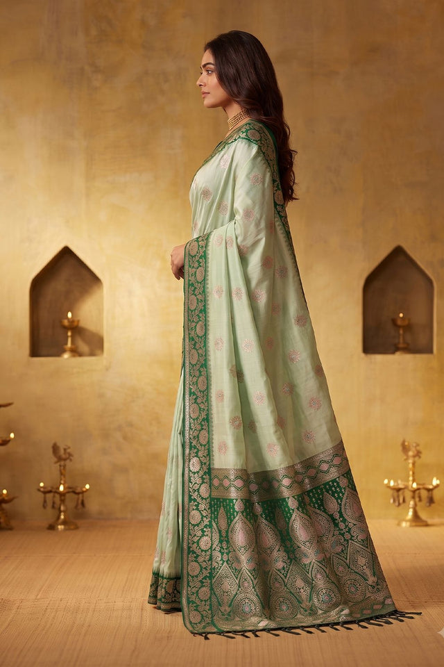 Green Zari Woven Silk Blend Saree (ACB1491)