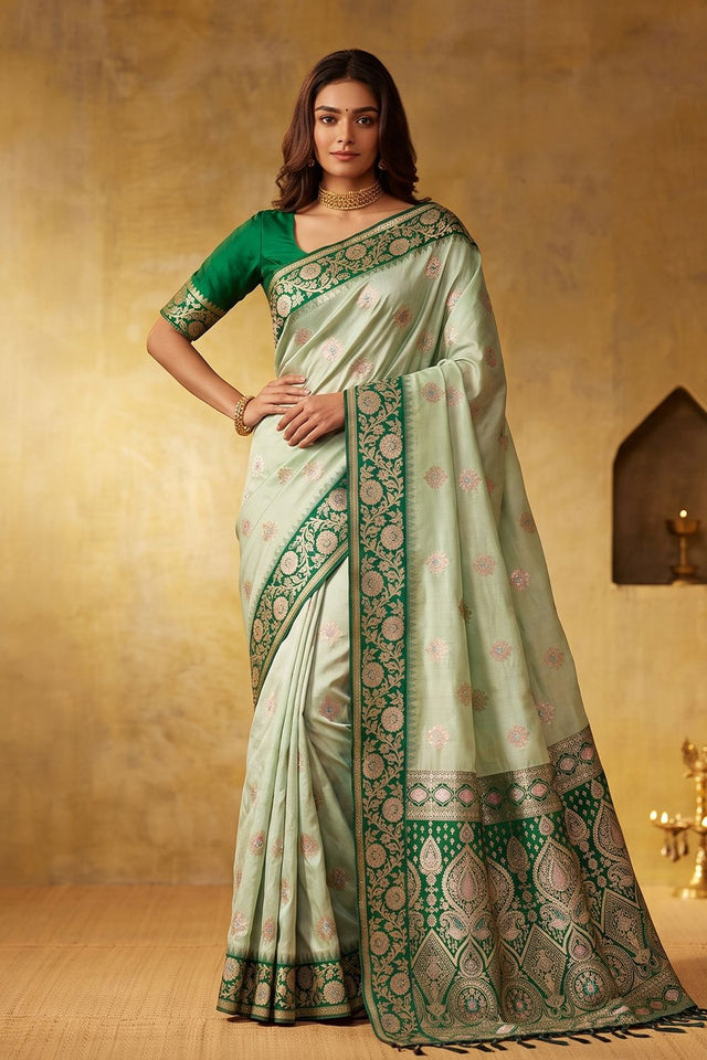 Green Zari Woven Silk Blend Saree (ACB1491)
