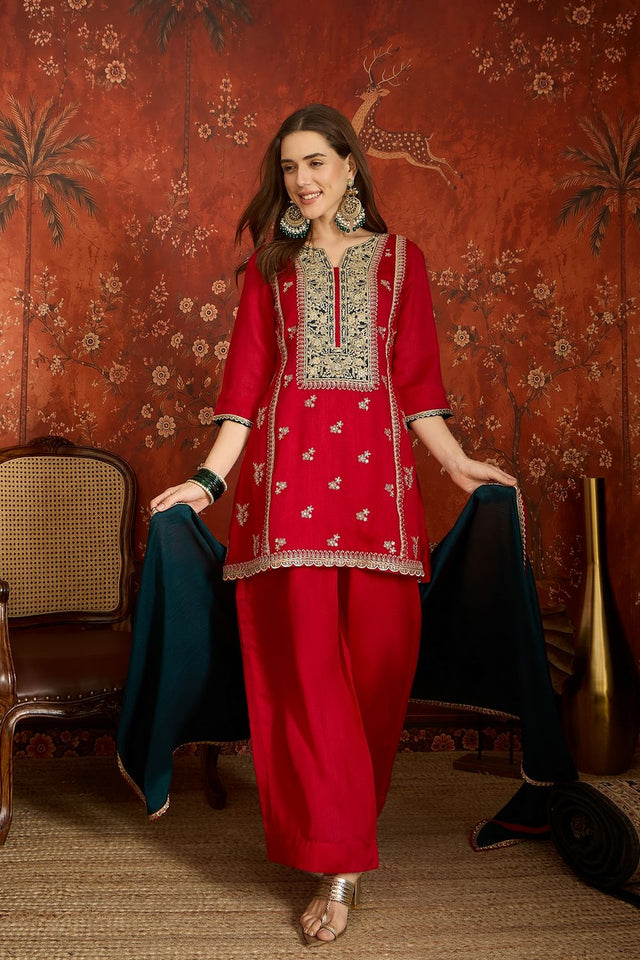 Red Floral Embroidered Silk Palazzo Suit (ACB1714)