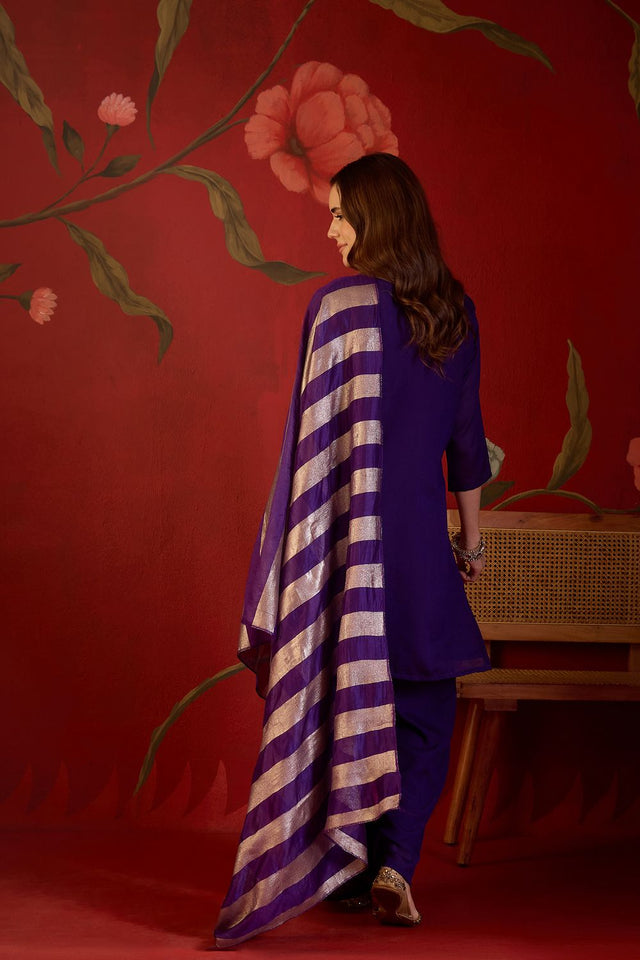 Violet Sequin with Embroidered Silk Straight Cut Suit (ACB1902)