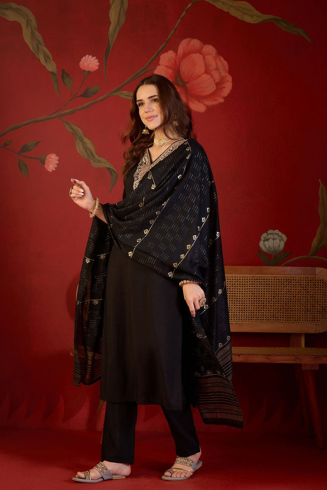 Black Beads Embossed Silk Straight Cut Suit (ACB1912)