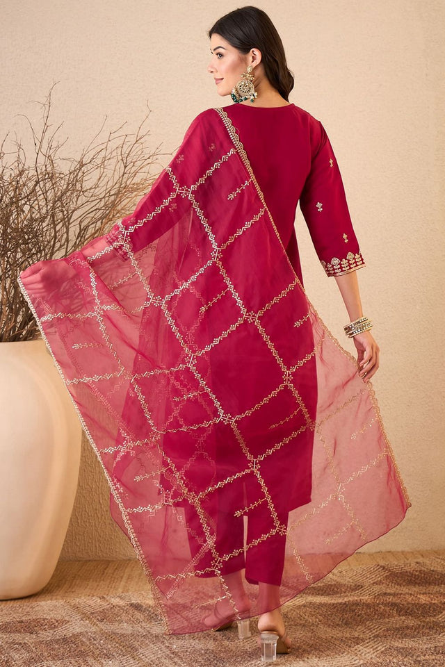 Pink Floral Embroidered Silk Blend Kurti Pant Set (ACB2258)
