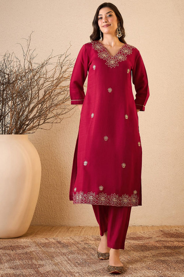 Pink Floral Embroidered Silk Blend Kurti Pant Set (ACB2262)