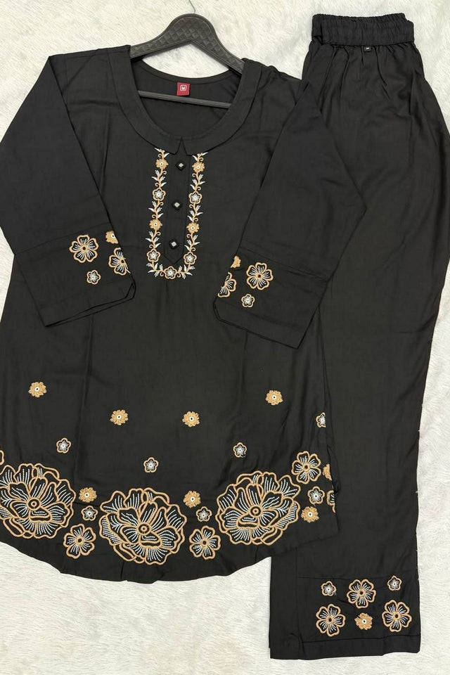 Black Floral Embroidered Rayon Co-Ord Set (ACB2413)