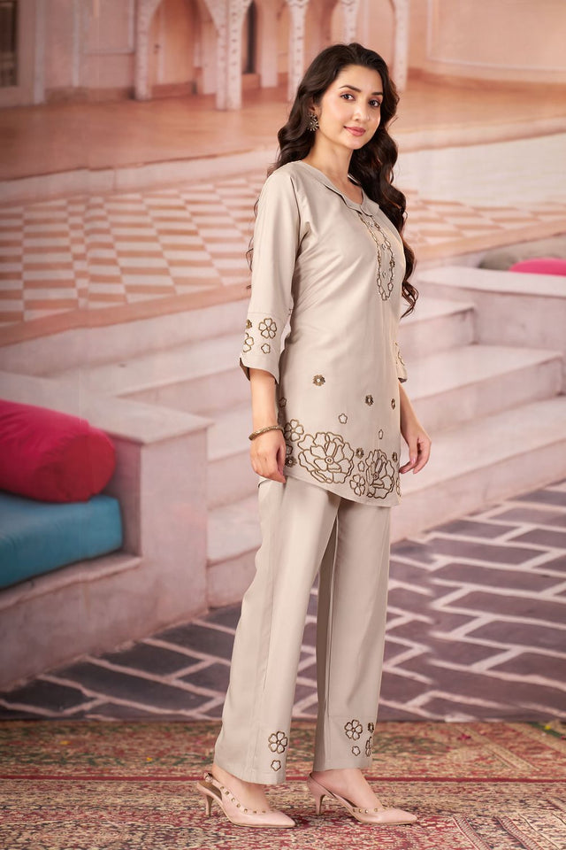 Off White Floral Embroidered Rayon Co-Ord Set (ACB2415)