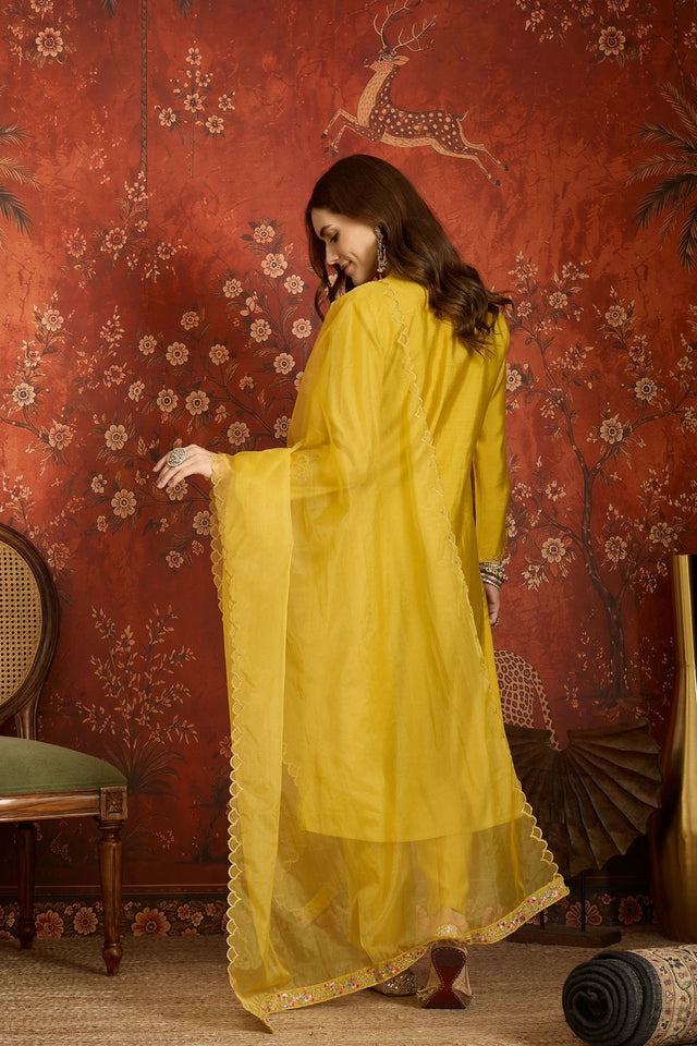 Mustard Floral Embroidered Silk Kurti Pant Set (ACB2674)