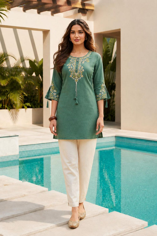 Green Floral Embroidered Rayon Short Kurti (ACB2688)