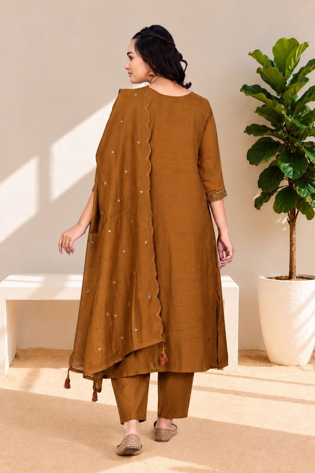 Brown Floral Embroidered Chanderi Anarkali Suit (ACB2767)