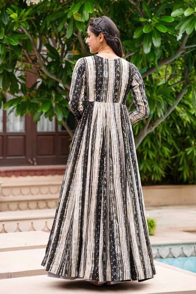 Grey Faux Georgette Digital Printed Indo-Western Suit Set