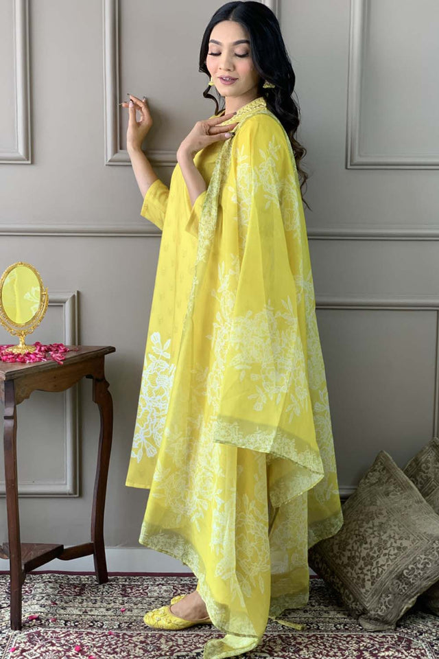Yellow Floral Printed Muslin Straight Cut Suit Set (ACZ5135)