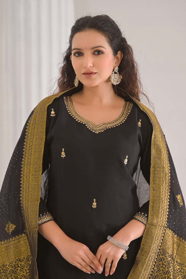 Black Embroidered Chanderi Kurti Pant Set