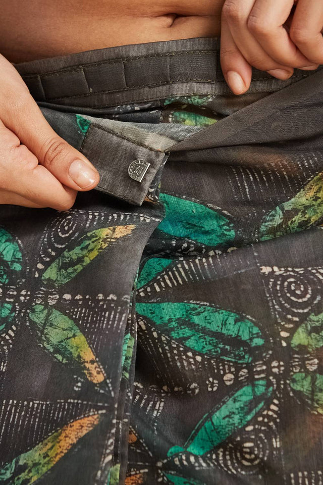 Black Digital Printed Cotton Ready to Wear Saree