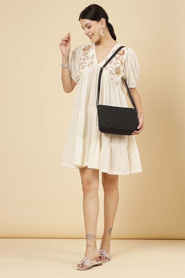 Black Geometric Quilted Polyester Sling Bag