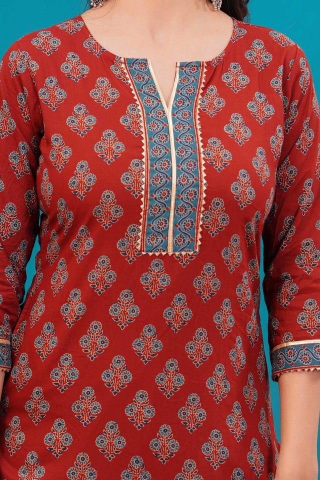 Maroon Floral Printed Cotton Kurti (AM-BER3486)