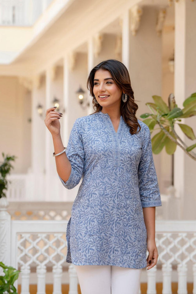 Blue Floral Printed Cotton Tunic (AM-HKS0744)