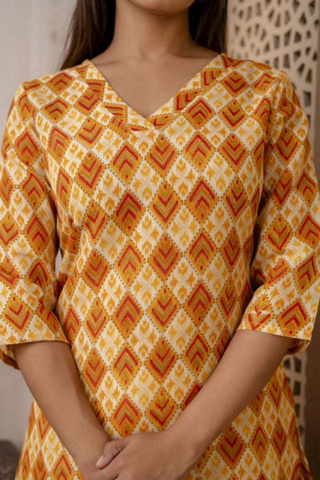 Yellow Printed Cotton Blend Kurti (AM-JSR0019)