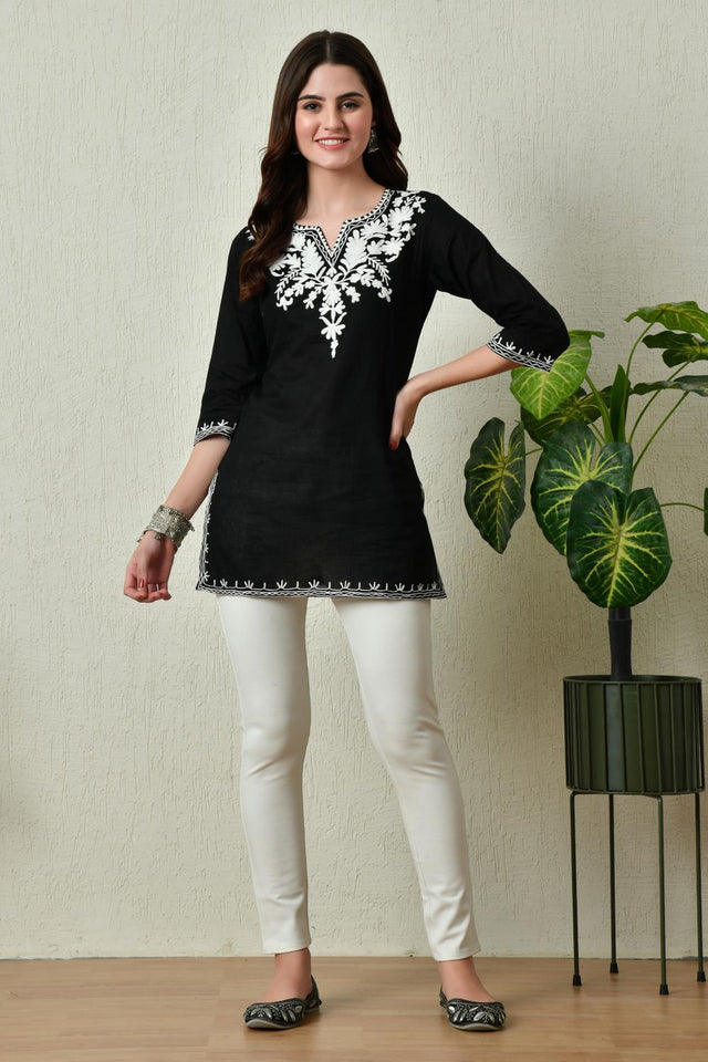 Black Embroidered Cotton Kurti (AM-TO-2959)
