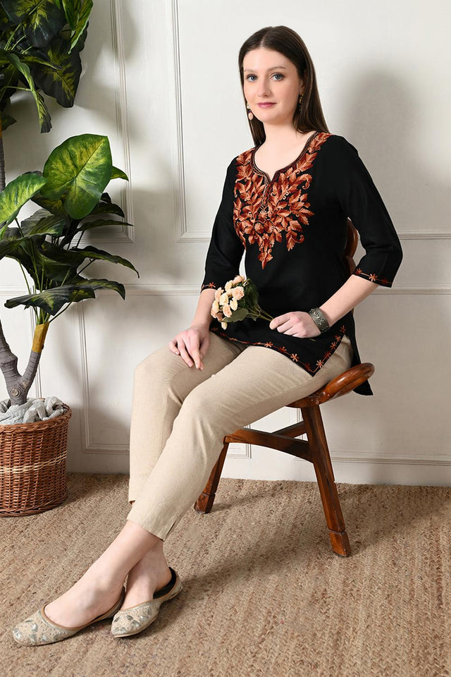 Black Embroidered Cotton Kurti (AM-TO-2993)