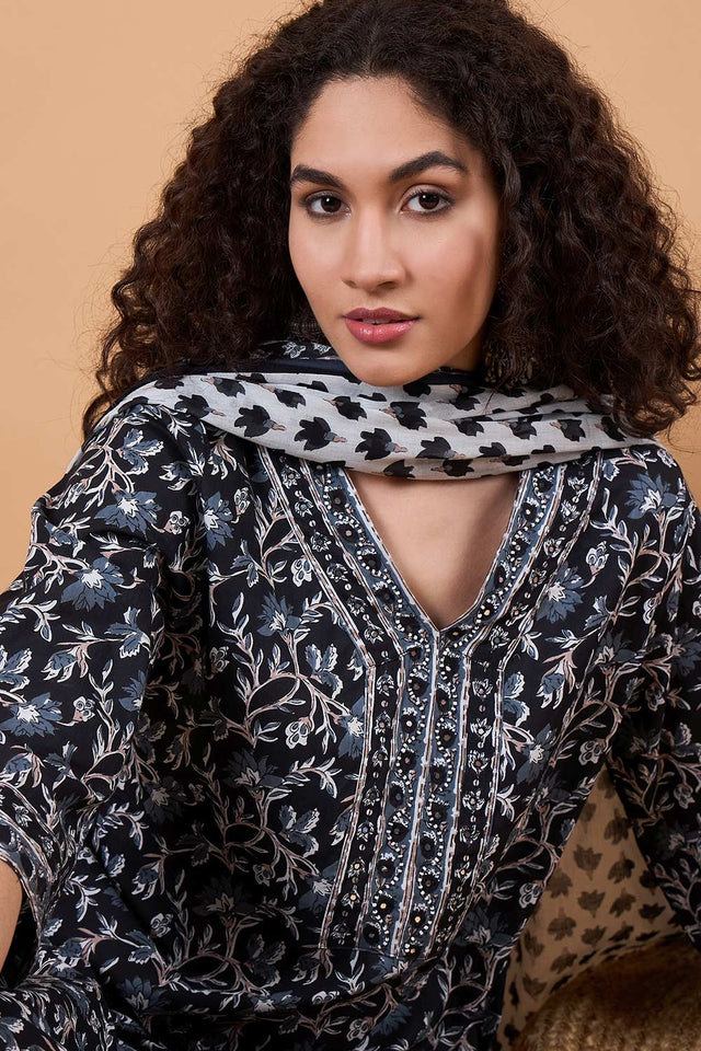 Women's Black Cotton Printed Kurti Pant Set